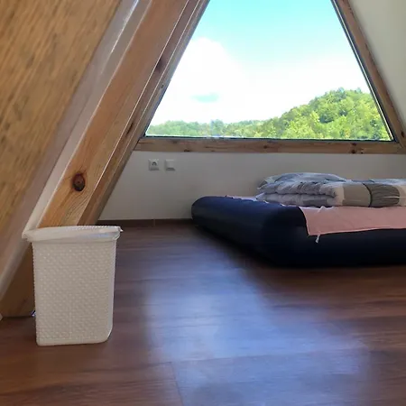 Vikednica Zea Lüks kamp alanı