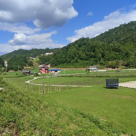 Vikednica Zea Lüks kamp alanı *